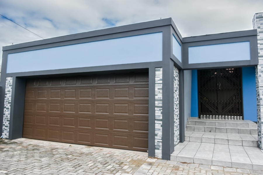4 Bedroom Property for Sale in Abbotsford Eastern Cape